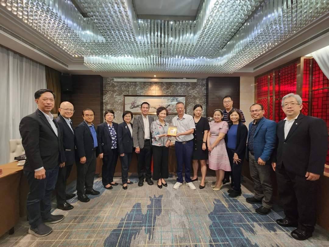 GIT meeting with Shenzhen Gold Jewelry Association with the objective to seek for collaborations in promoting Thai gem and jewelry in Shenzhen