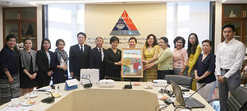2017-01-19: Towards the collaboration to develop the potentiality of gem and jewelry human resources