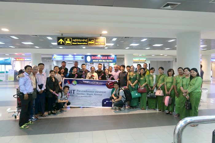2016-11-09-18: Hosted International Gem and Jewelry Conference: GIT 2016